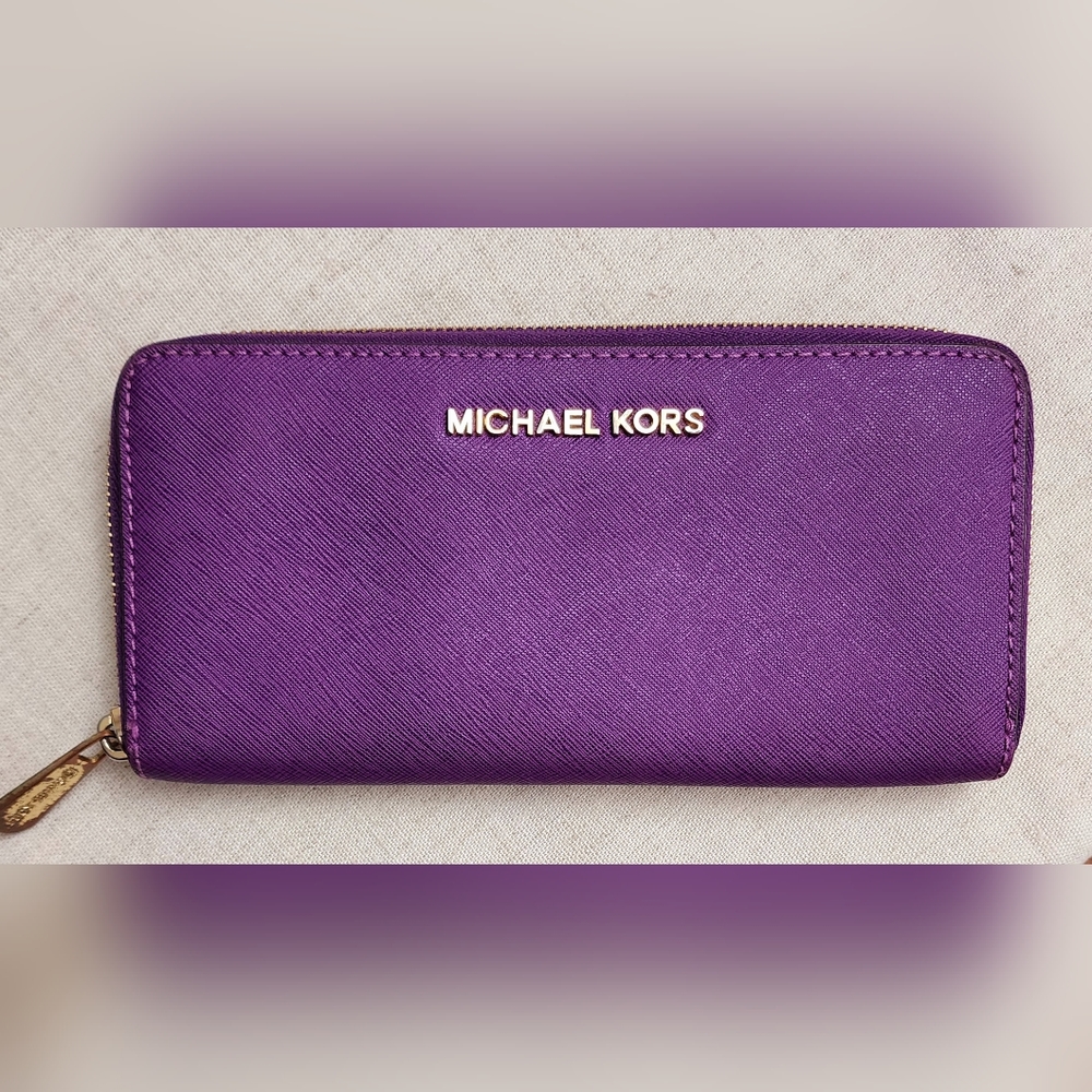 Michael Kors leather wallet